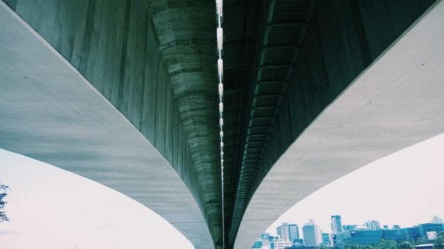 News illustration for Apple reports best-ever iPhone sales as Mac dips